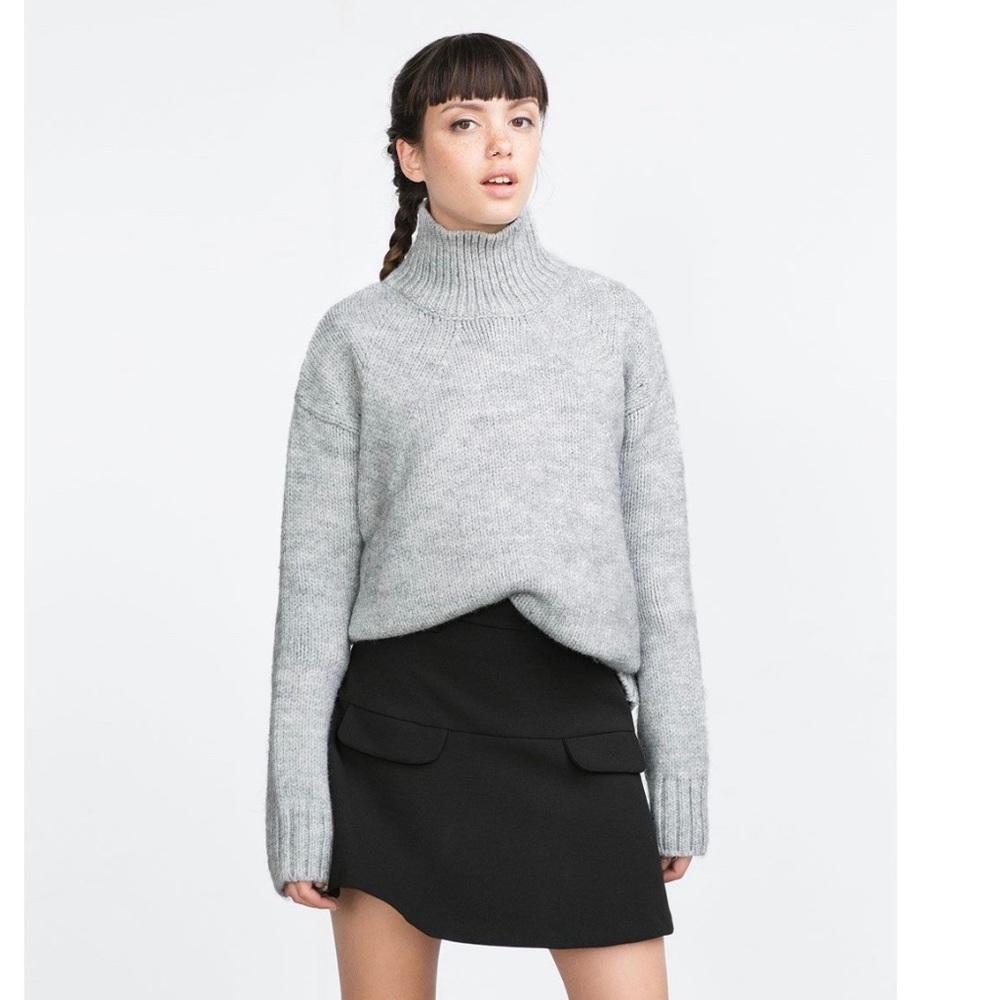 ZARA Frill Skirt with Pockets | Size M